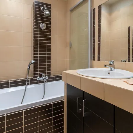 Bogucice Hoppego By Bookinghost كاتوفيتسه